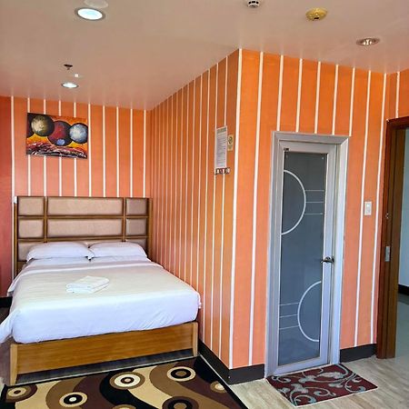 Jeamco Royal Hotel-Palawan Puerto Princesa Bagian luar foto