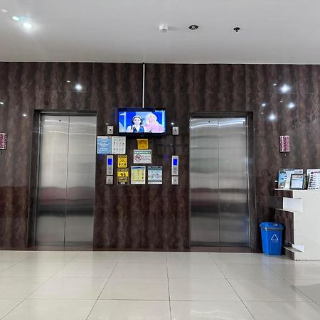 Jeamco Royal Hotel-Palawan Puerto Princesa Bagian luar foto